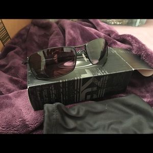 New in box Oakley Crosshair 2.0 sunglasses